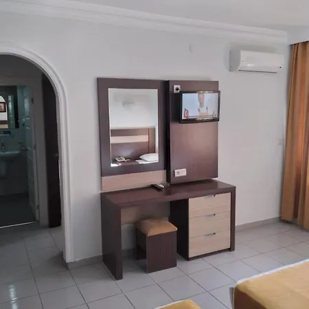 Kleopatra Ada Hotell Alanya