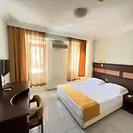 Kleopatra Ada 호텔 4*