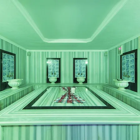 מלון Kleopatra Ada 4*