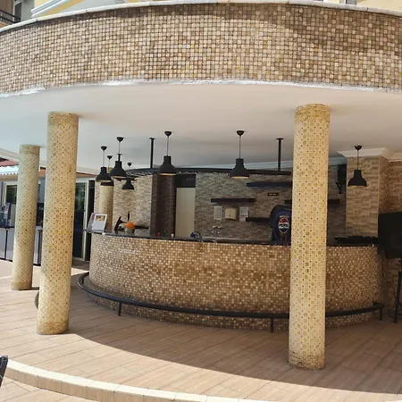 מלון Kleopatra Ada